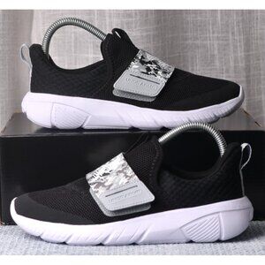 New! Size: 5.5 Youth|Under Armour Kids' Grade School Flash Running Shoes | Black